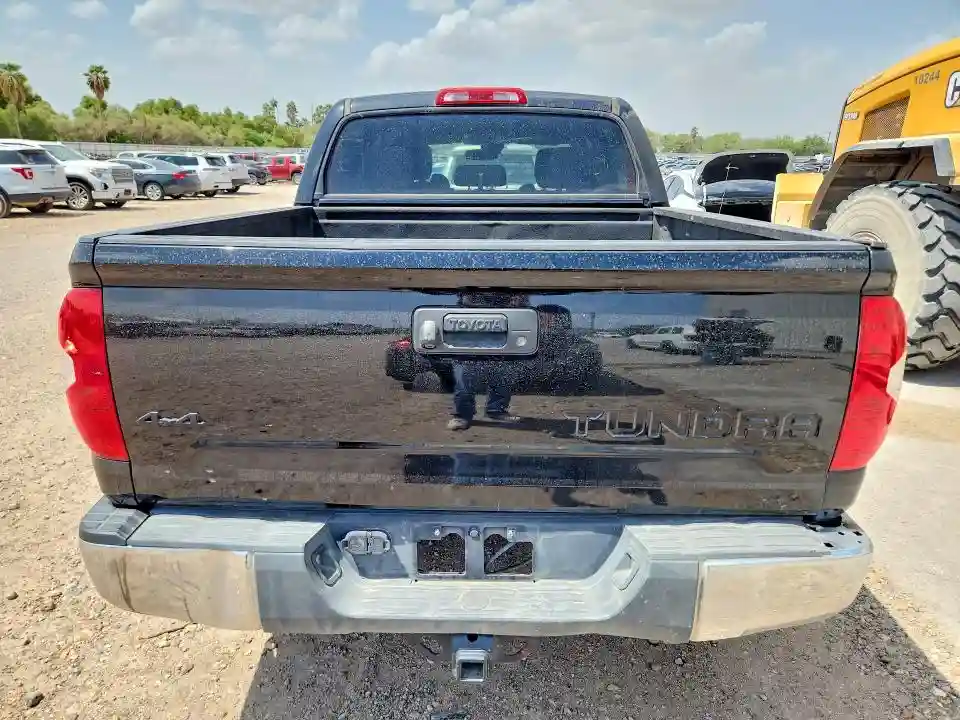 5TFDW5F1XJX772818 2018 TOYOTA TUNDRA-5