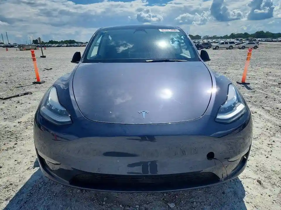 5YJYGDEEXMF244529 2021 TESLA MODEL Y-4