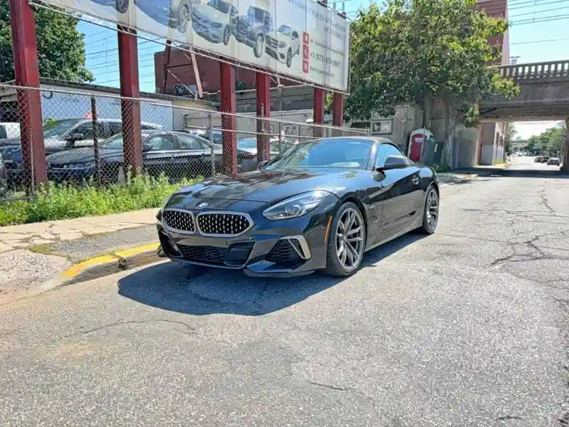 WBAHF9C09LWW44449 2020 BMW Z4-1