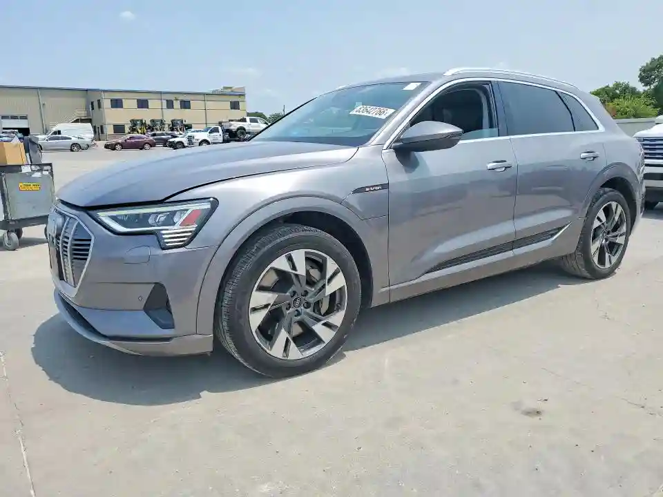 WA1AAAGE8MB020428 2021 AUDI E-TRON-0