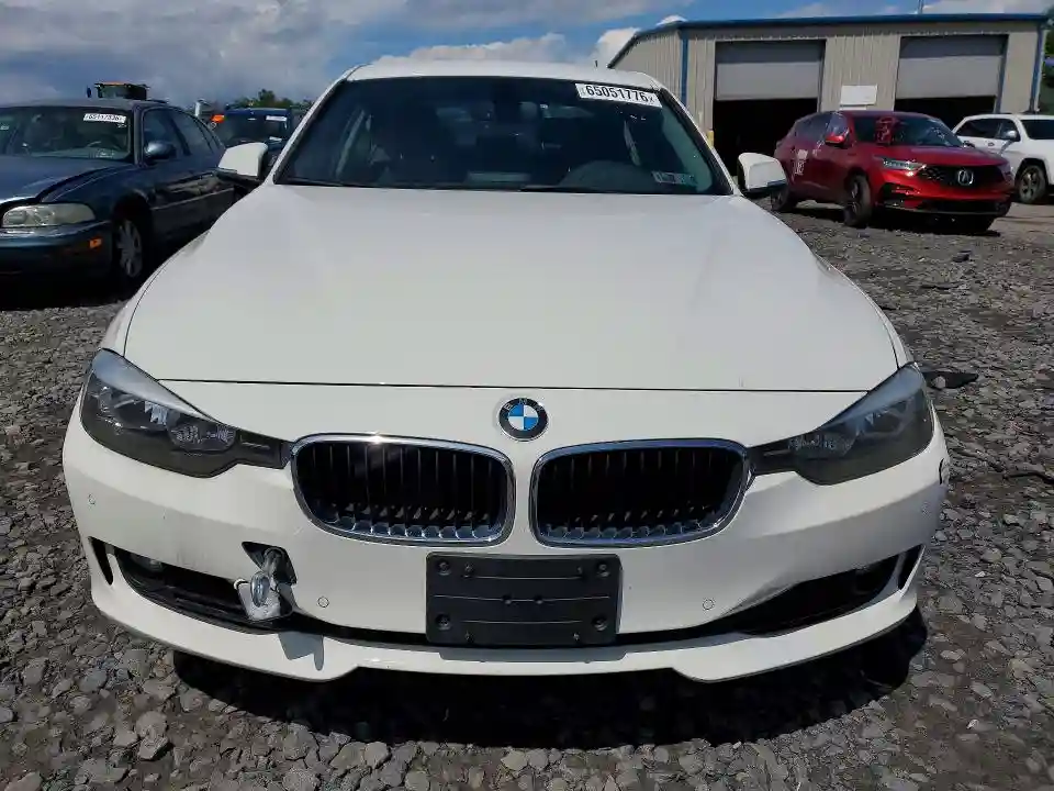 WBA3B5G59FNS18422 2015 BMW 3 SERIES-4