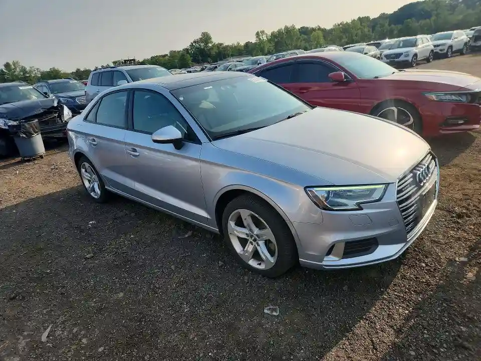 WAUB8GFF2H1074271 2017 AUDI A3-3