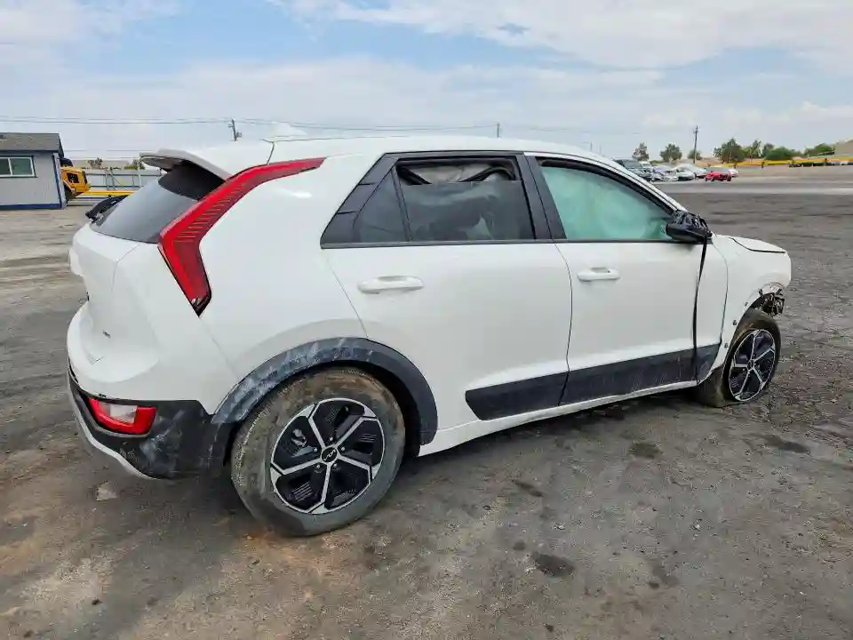 KNDCP3LE4T5328594 2026 KIA NIRO-2