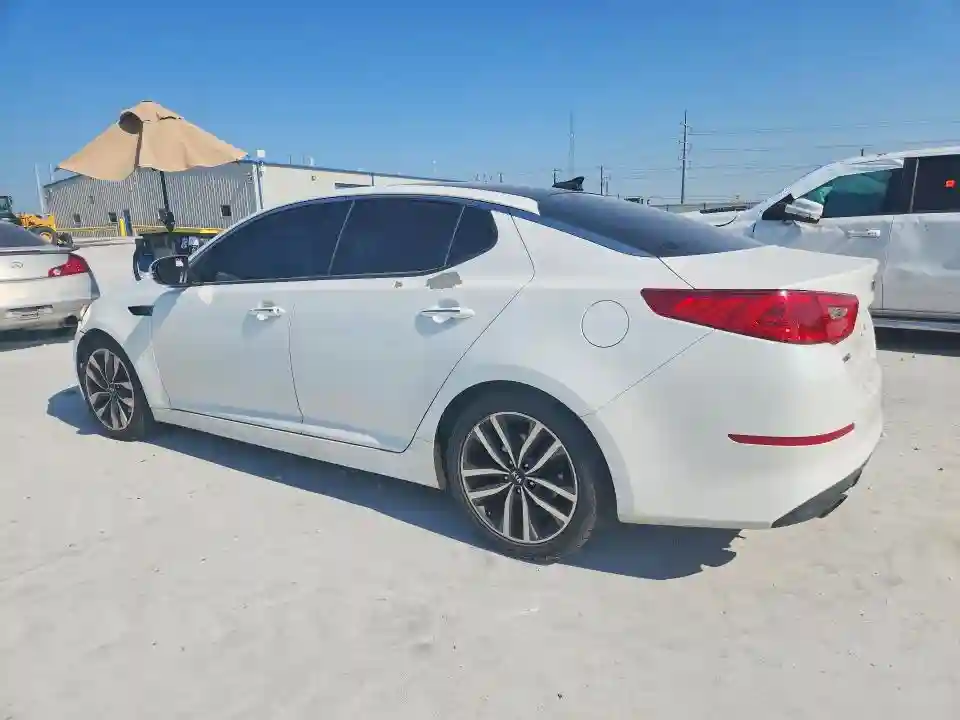 5XXGR4A66FG363585 2015 KIA OPTIMA-1