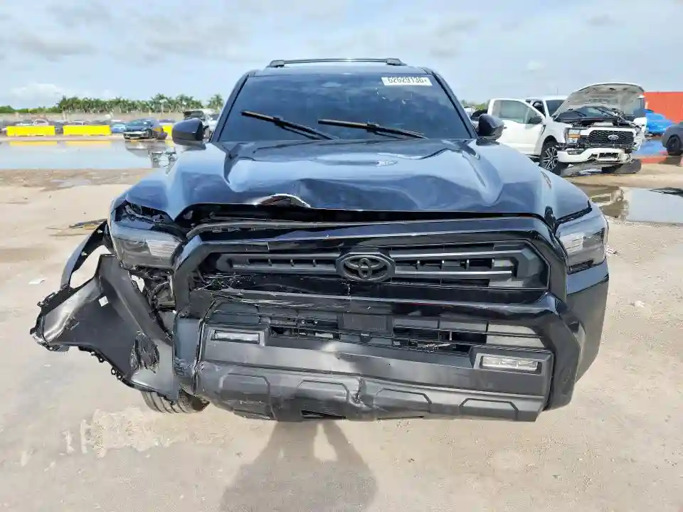 JTEVA5BR4S5007188 2025 TOYOTA 4RUNNER-4