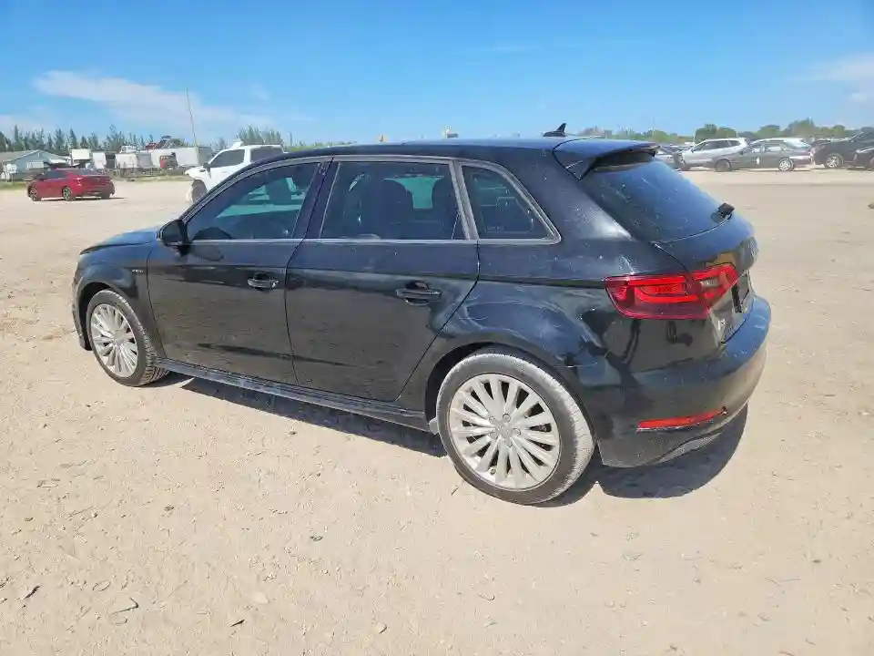 WAUUPBFF7GA158731 2016 AUDI A3-1