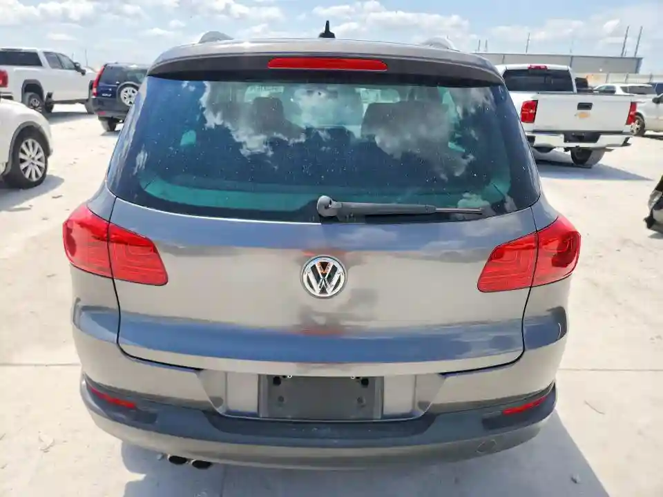 WVGAV7AX2GW523209 2016 VOLKSWAGEN TIGUAN-5