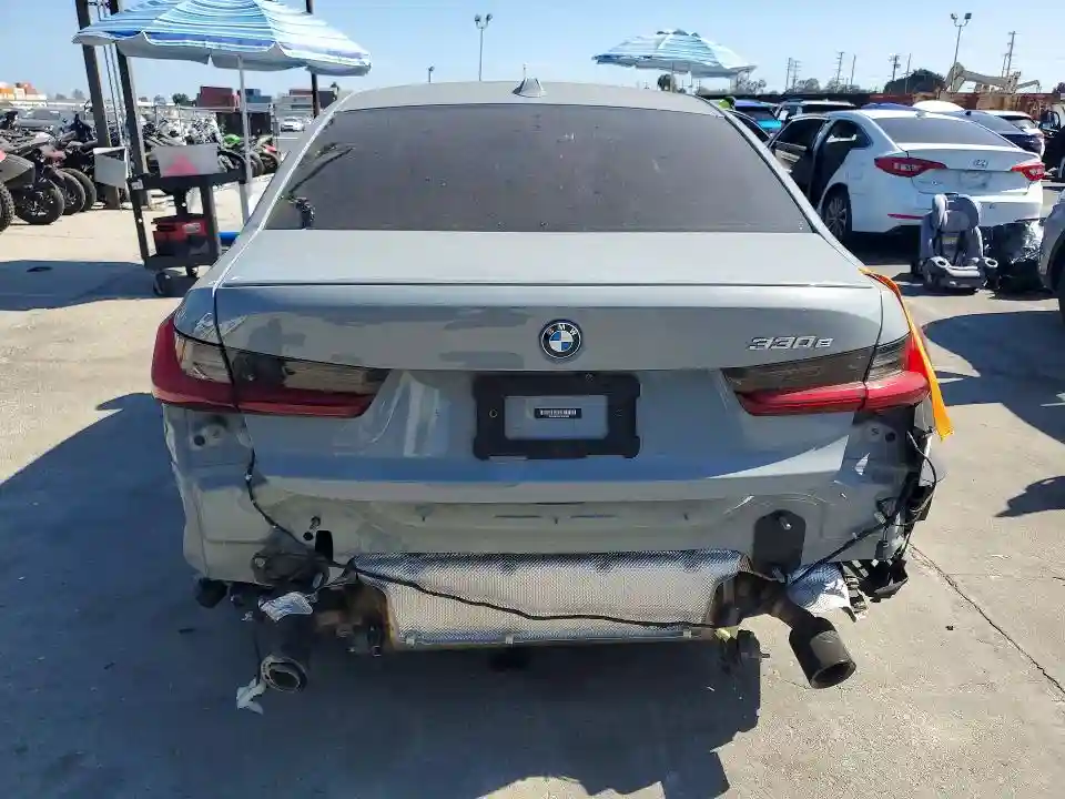 3MW39FF06P8C84003 2023 BMW 3 SERIES-5