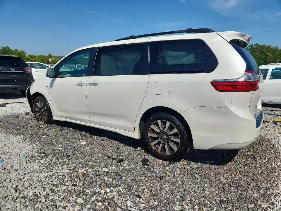 5TDDZ3DC8JS202970 2018 TOYOTA SIENNA-1