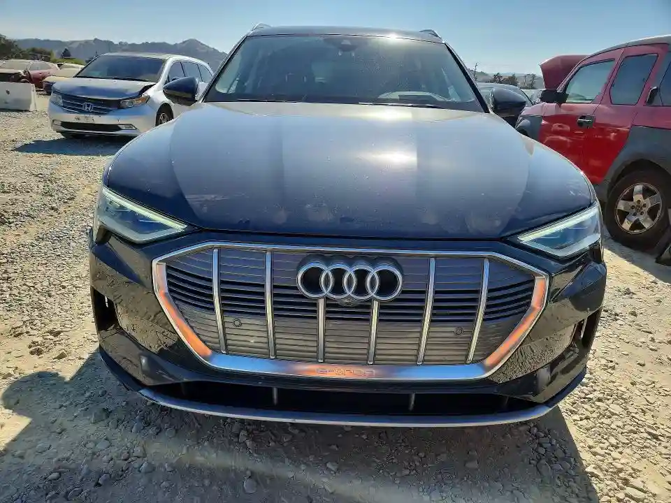 WA1VABGE3KB022561 2019 AUDI E-TRON-4