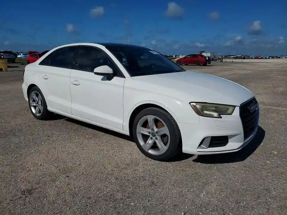 WAUAUGFF8H1027091 2017 AUDI A3-3