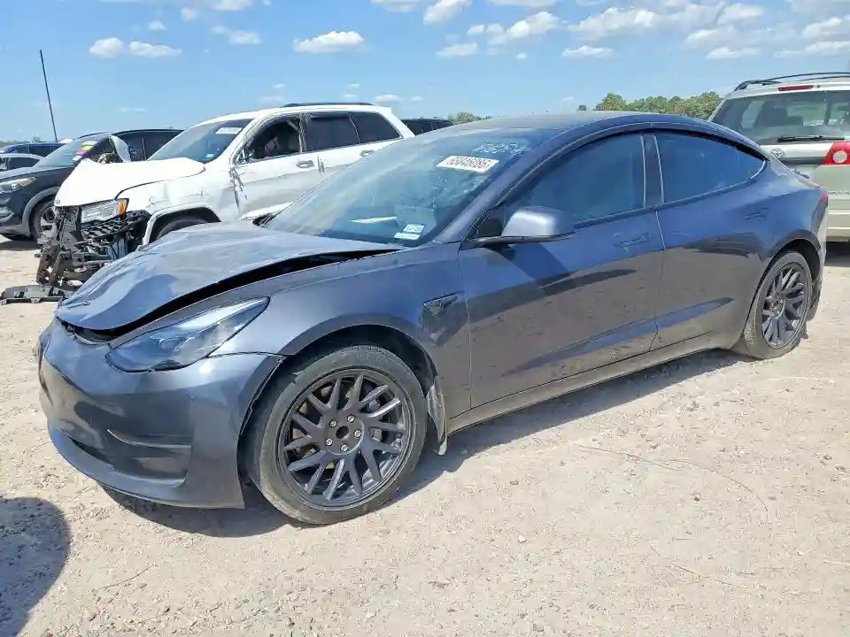 5YJ3E1EA1PF671615 2023 TESLA MODEL 3-0