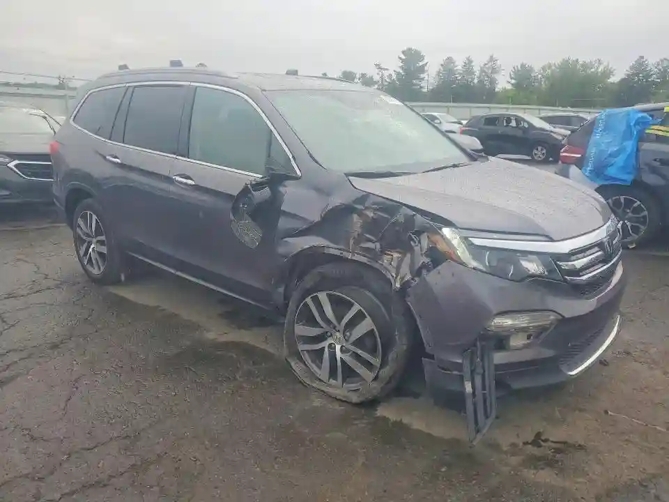 5FNYF6H01HB074694 2017 HONDA PILOT-3