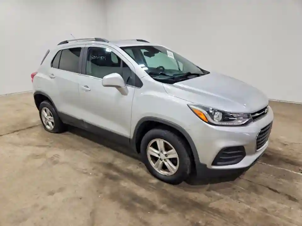 3GNCJPSB8HL167665 2017 CHEVROLET TRAX-3