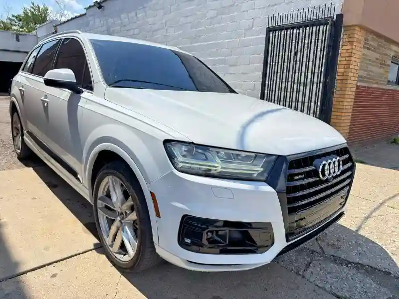 WA1VAAF7XJD023271 2018 AUDI Q7-0
