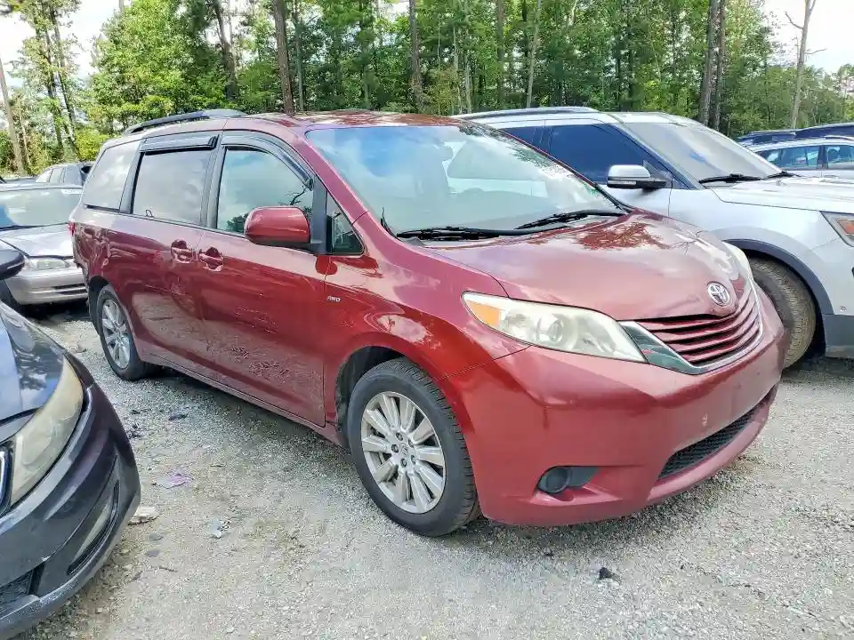 5TDJZ3DC9HS156286 2017 TOYOTA SIENNA-3