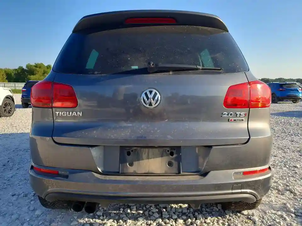 WVGJV7AX3GW607961 2016 VOLKSWAGEN TIGUAN-5
