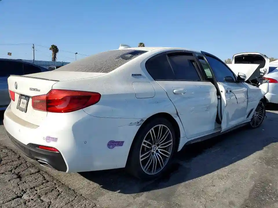 WBAJA9C56KB392905 2019 BMW 5 SERIES-2