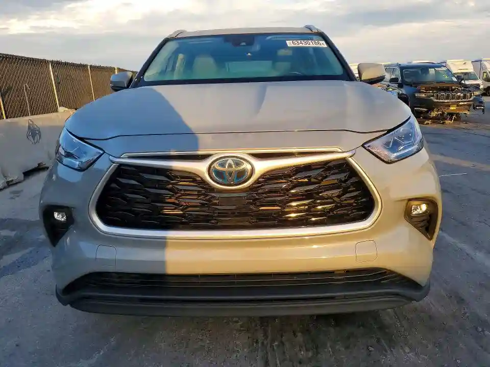 5TDAARAH2NS514429 2022 TOYOTA HIGHLANDER-4
