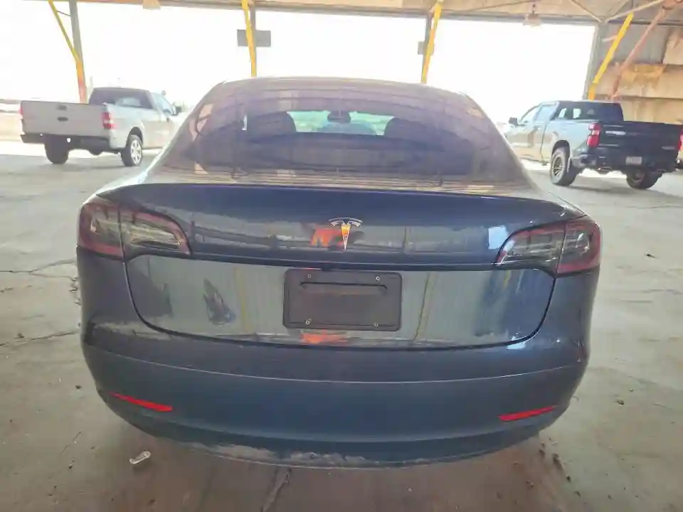 5YJ3E1EA1PF501061 2023 TESLA MODEL 3-5