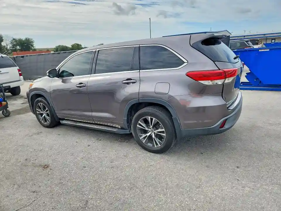 5TDZARFH9HS023291 2017 TOYOTA HIGHLANDER-1