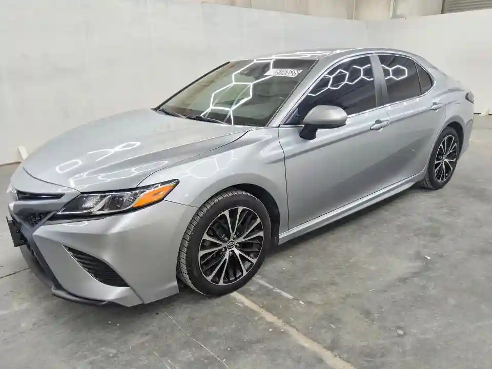 JTNB11HK2J3030646 2018 TOYOTA CAMRY-0