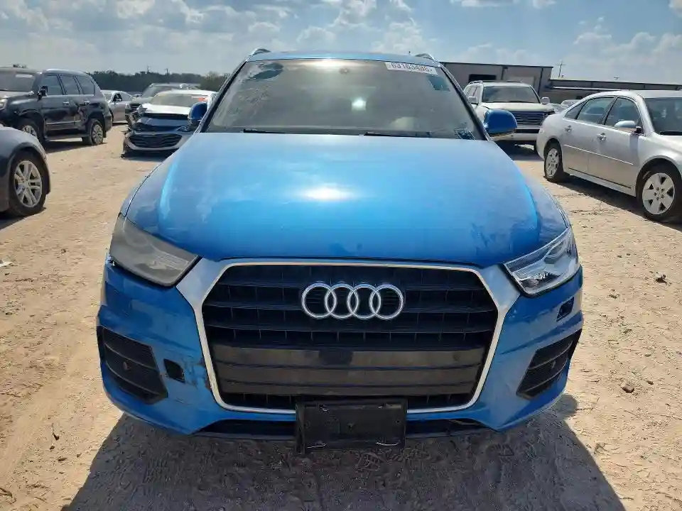 WA1BFCFS6GR008962 2016 AUDI Q3-4