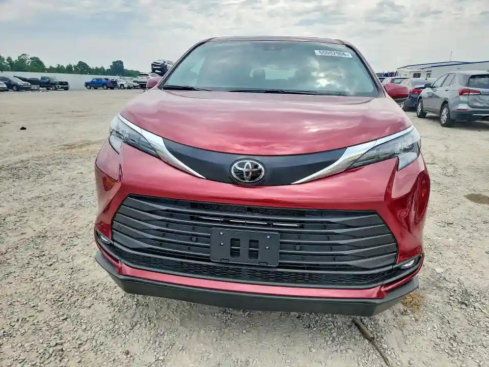5TDYRKEC5TS309990 2026 TOYOTA SIENNA-4