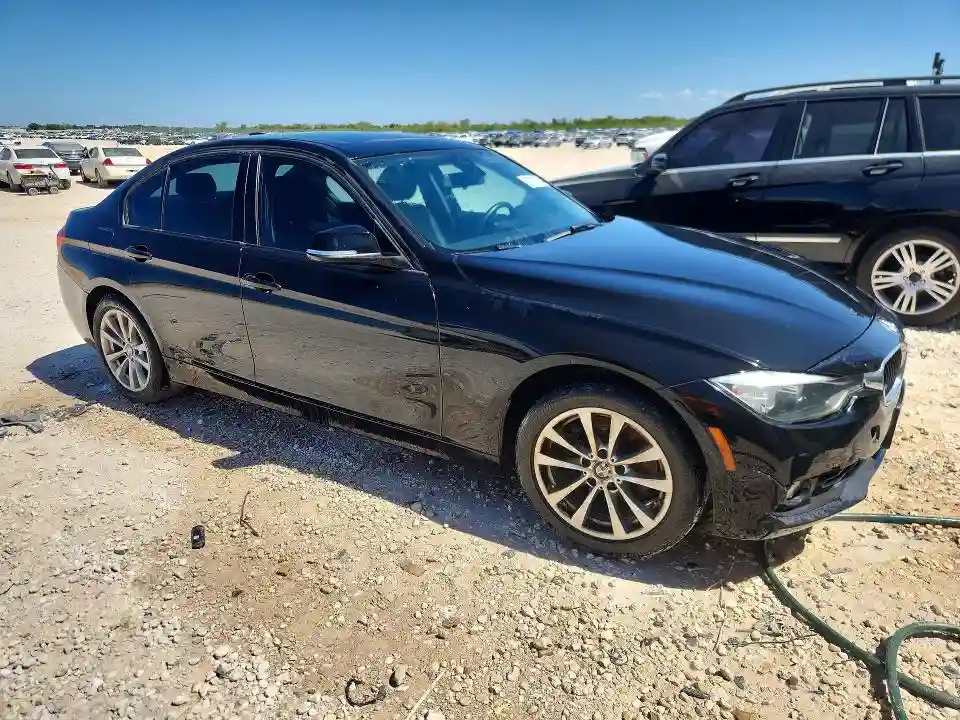 WBA8E1G35HNU18642 2017 BMW 3 SERIES-3