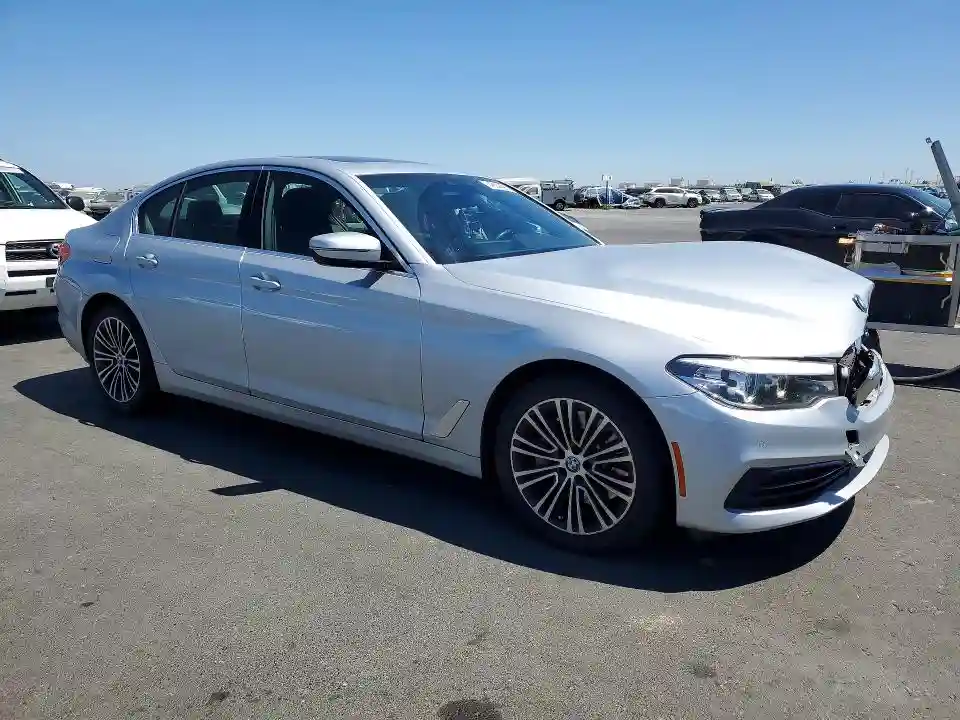 WBAJR3C07LWW61577 2020 BMW 5 SERIES-3
