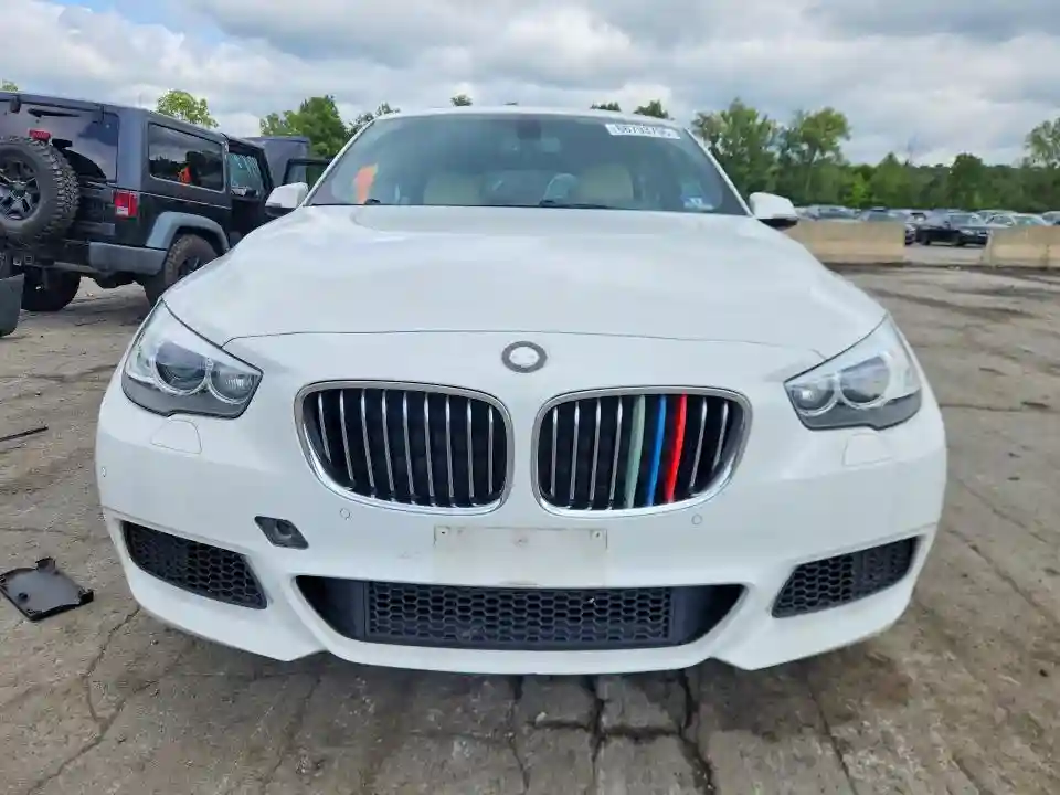 WBA5M4C51HD186898 2017 BMW 5 SERIES-4