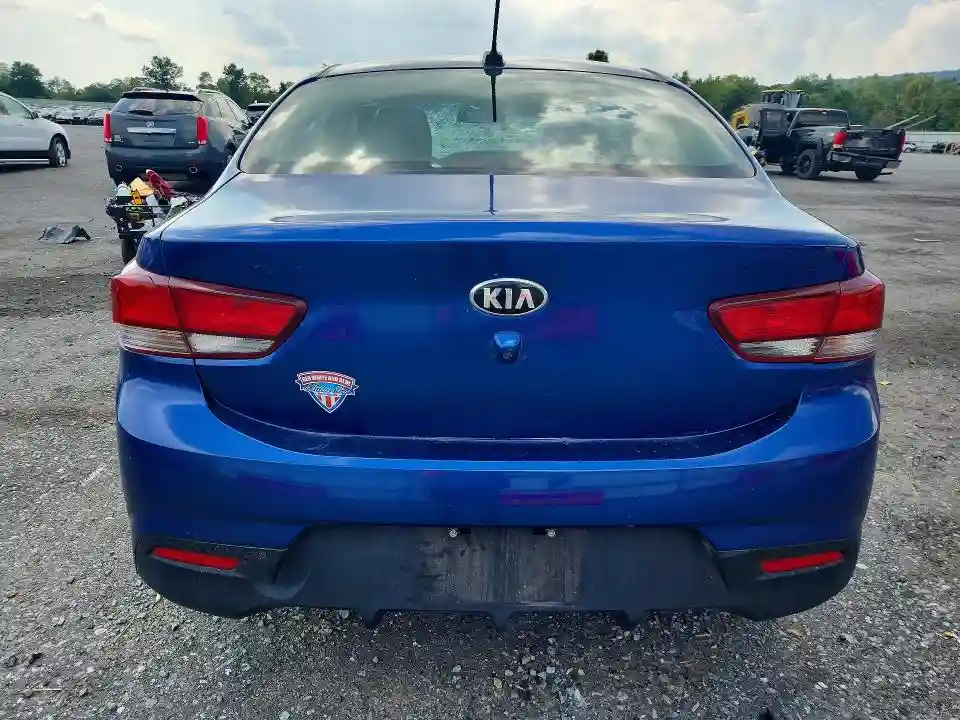 3KPA34AB1JE060347 2018 KIA RIO-5