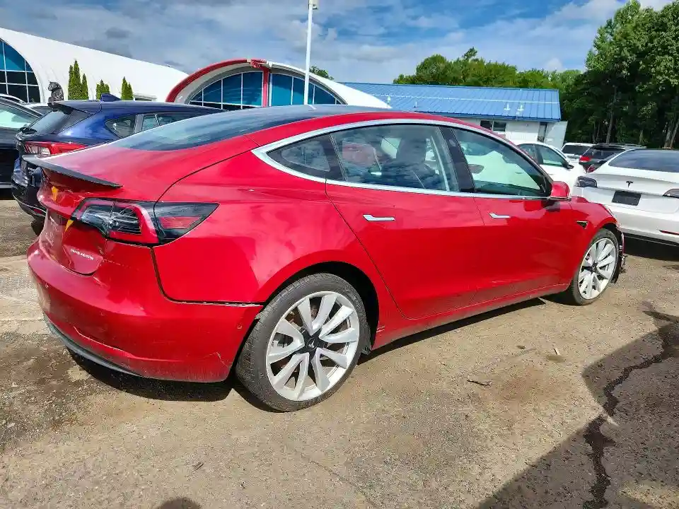 5YJ3E1EB5JF146136 2018 TESLA MODEL 3-2