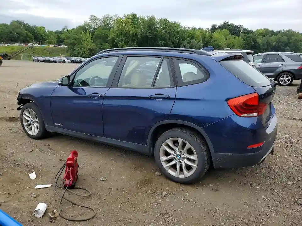 WBAVL1C52FVY40445 2015 BMW X1-1