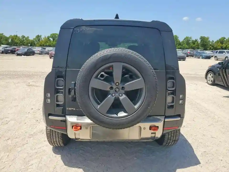 SALEX7EU5S2390230 2025 LAND ROVER DEFENDER-5