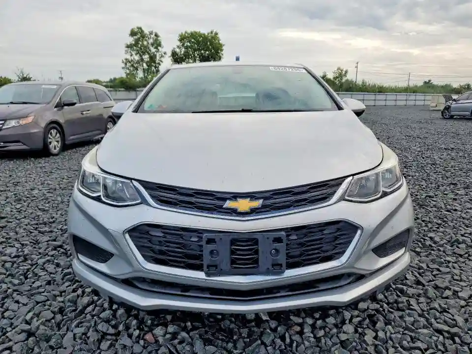 1G1BC5SM6J7221469 2018 CHEVROLET CRUZE-4