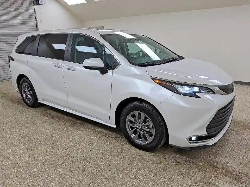 5TDYRKEC8RS187747 2024 TOYOTA SIENNA-3