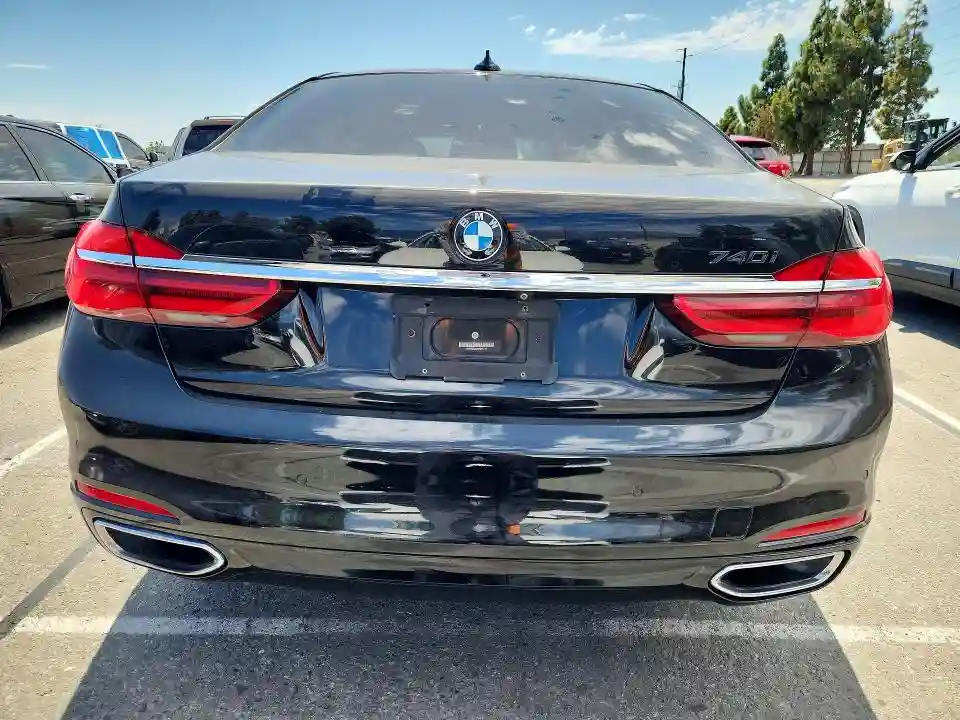 WBA7E2C52KB216777 2019 BMW 7 SERIES-5