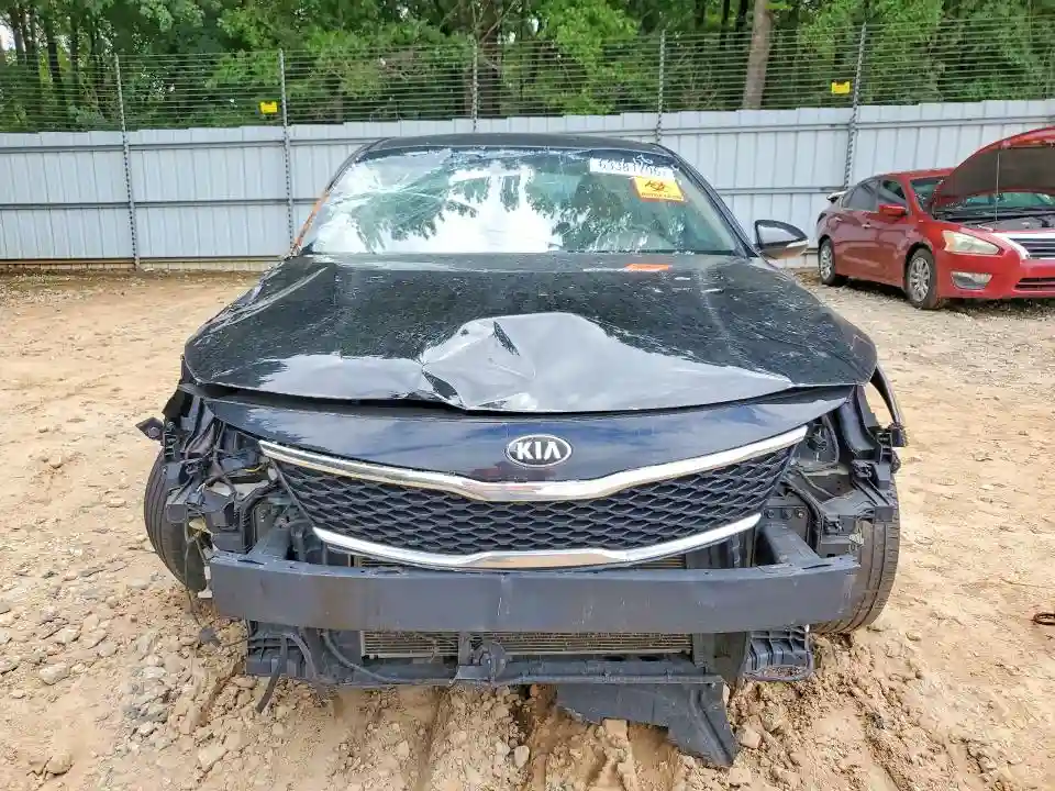 5XXGT4L37JG193606 2018 KIA OPTIMA-4