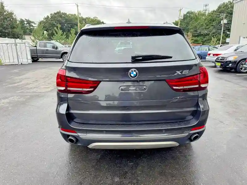 5UXKR0C58H0V66990 2017 BMW X5-5