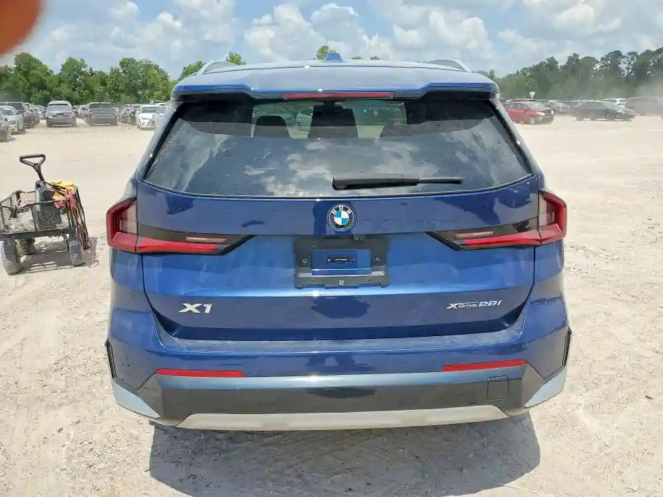 WBX73EF08R5Z06426 2024 BMW X1-5