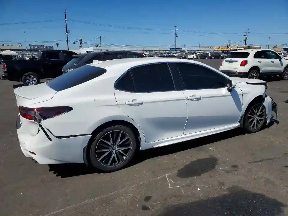 4T1G11AK8MU449289 2021 TOYOTA CAMRY-2