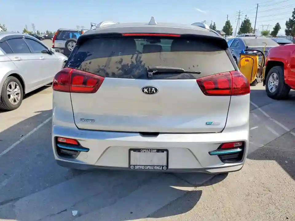 KNDCC3LG2K5026684 2019 KIA NIRO-5