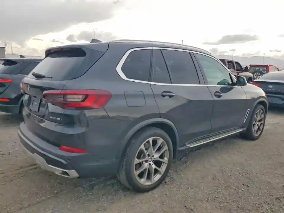 5UXCR4C09P9N44636 2023 BMW X5-2