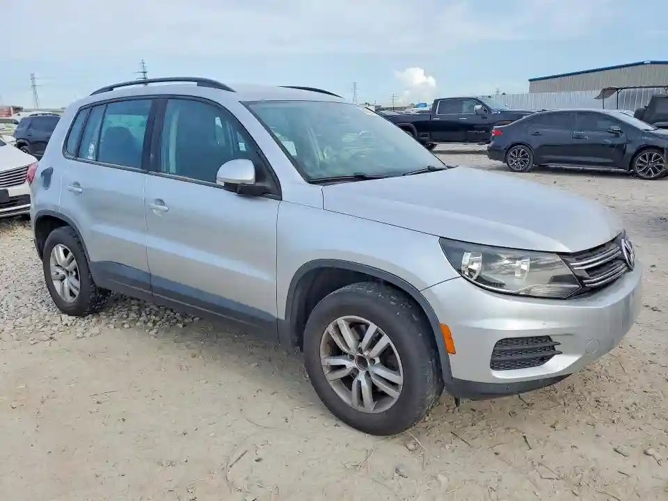 WVGAV7AX4FW597598 2015 VOLKSWAGEN TIGUAN-3