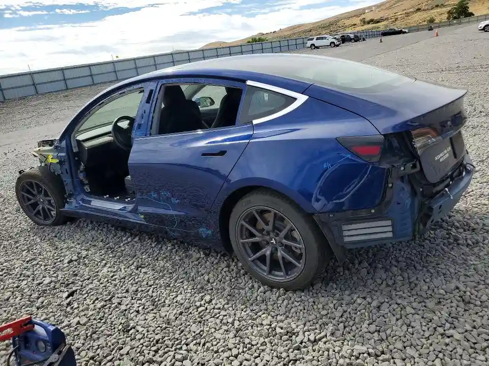 5YJ3E1EA6KF299553 2019 TESLA MODEL 3-1
