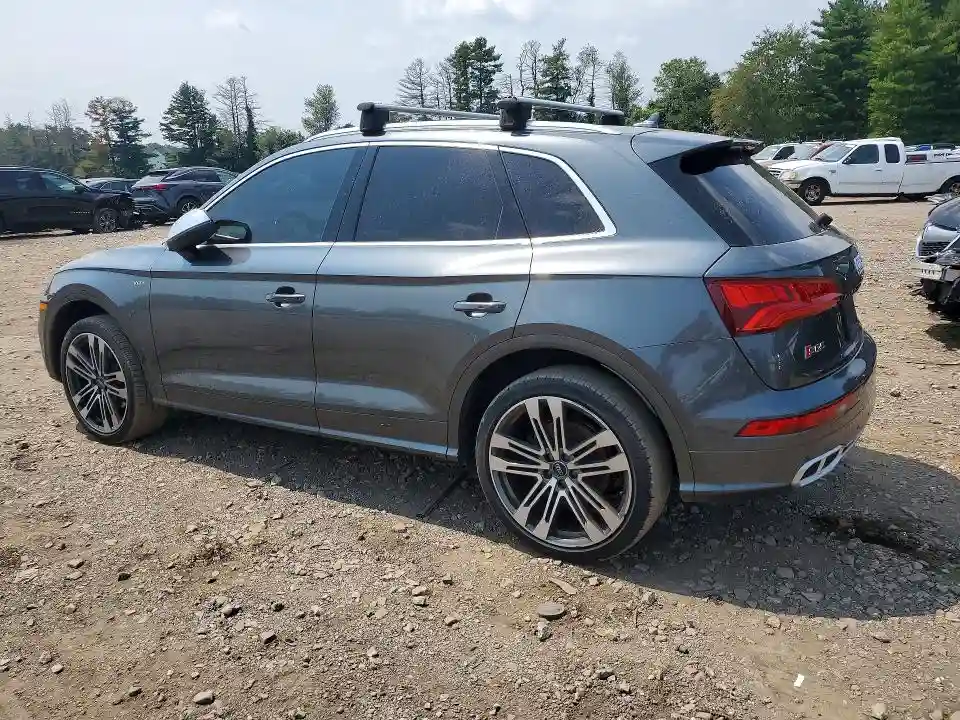 WA1A4AFY2J2009651 2018 AUDI SQ5-1
