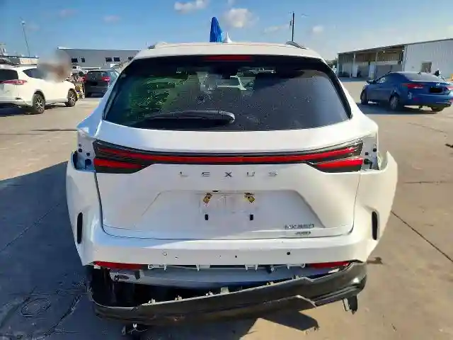 2T2GGCEZ3NC012977 2022 LEXUS NX-5