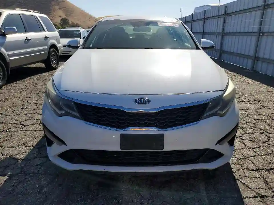5XXGT4L36KG365951 2019 KIA OPTIMA-4