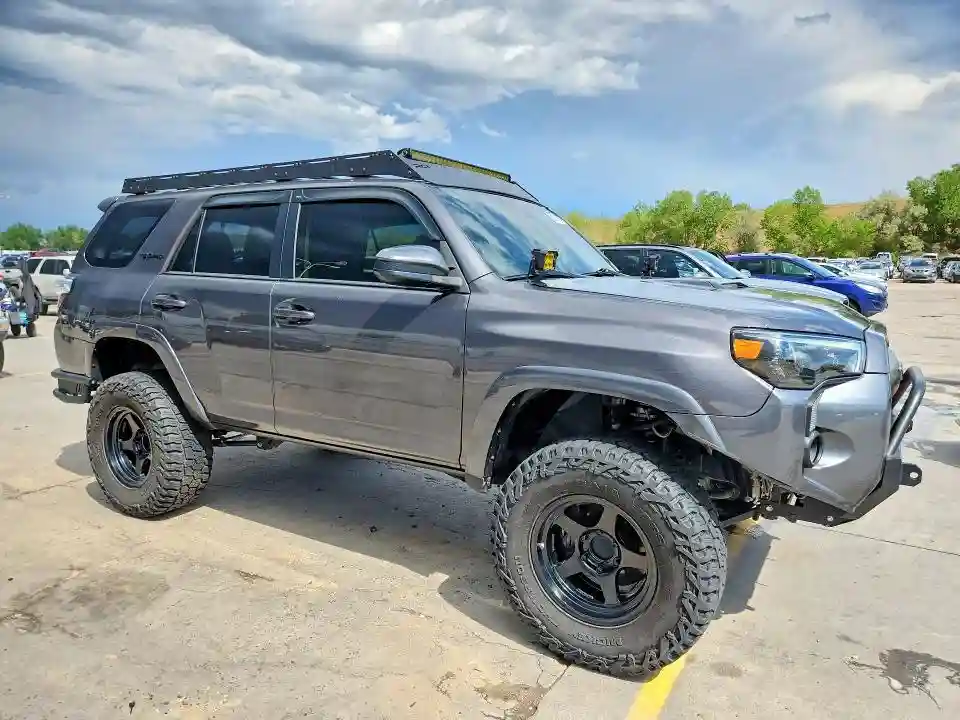 JTEBU5JR0L5751237 2020 TOYOTA 4RUNNER-3